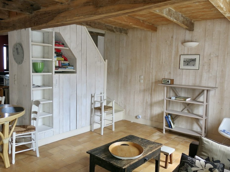 Charming village house in Loix 2