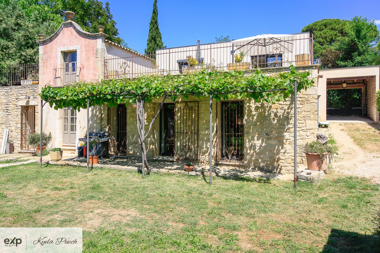 Maison à vendre à Cucuron, 196 m²