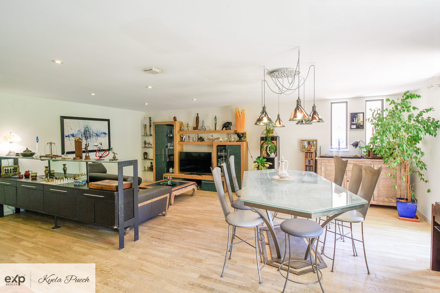 Maison à vendre à Cucuron, 196 m²
