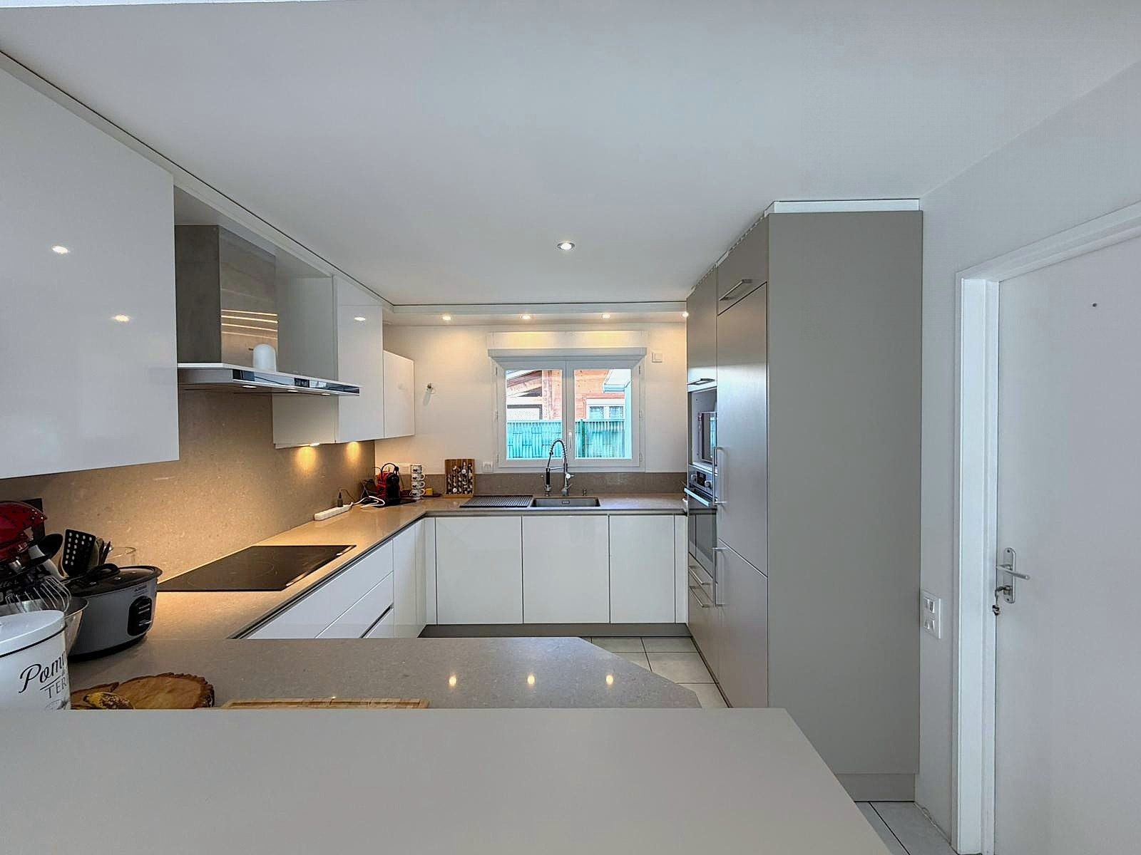 Maison individuelle 105 m² (RT 2012) - 3 chambres - Terrain 637 m²
