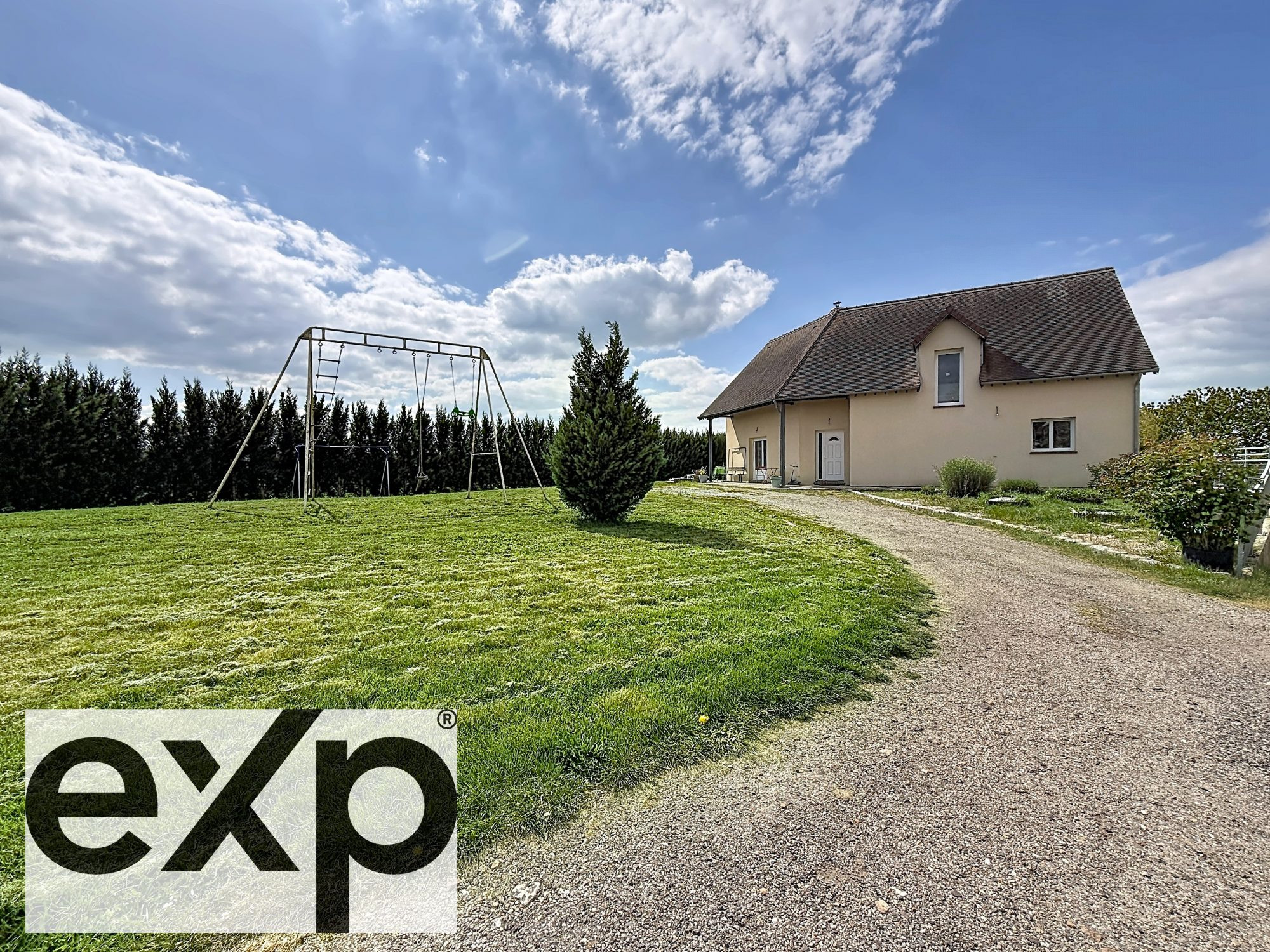 Maison contemporaine de 2013 – 150,8 m² – volumes généreux – environnement ouvert