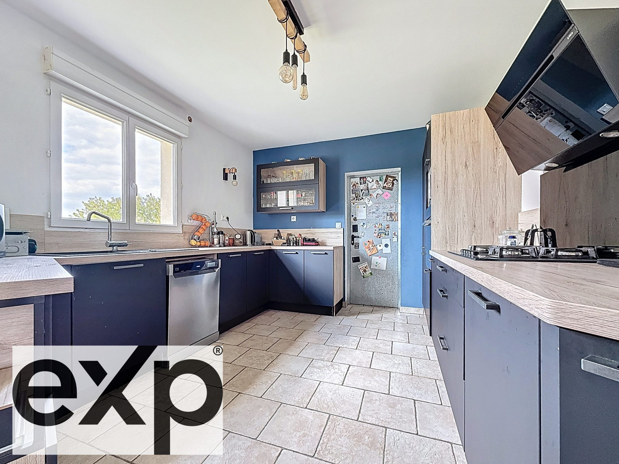 Maison contemporaine de 2013 – 150,8 m² – volumes généreux – environnement ouvert