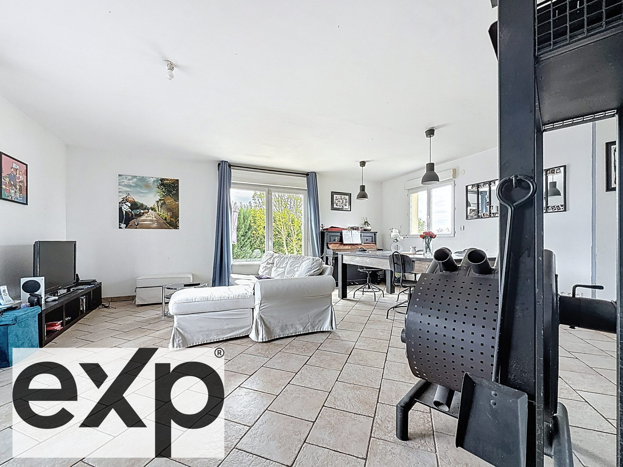 Maison contemporaine de 2013 – 150,8 m² – volumes généreux – environnement ouvert
