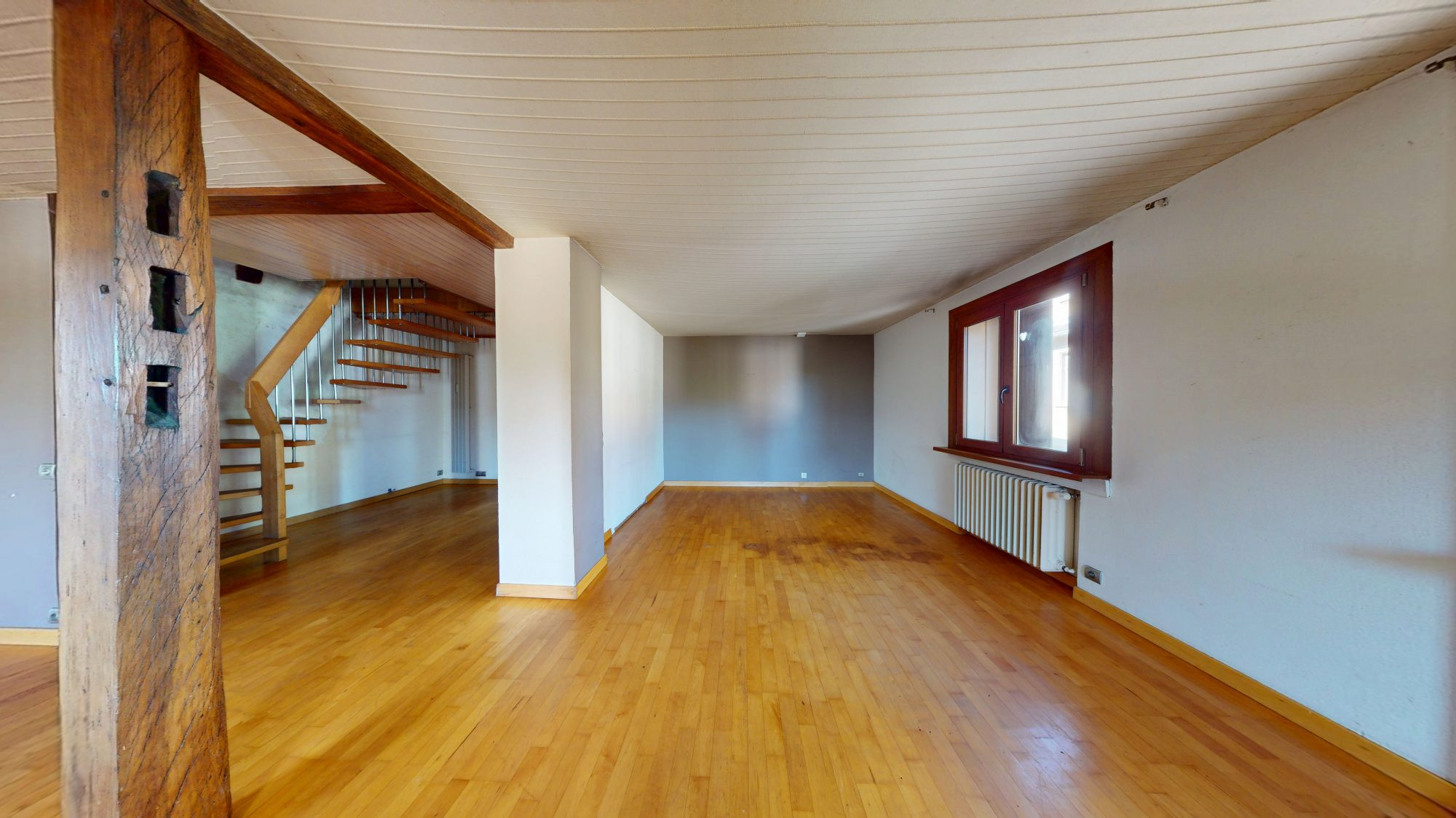 TOWN HOUSE 3