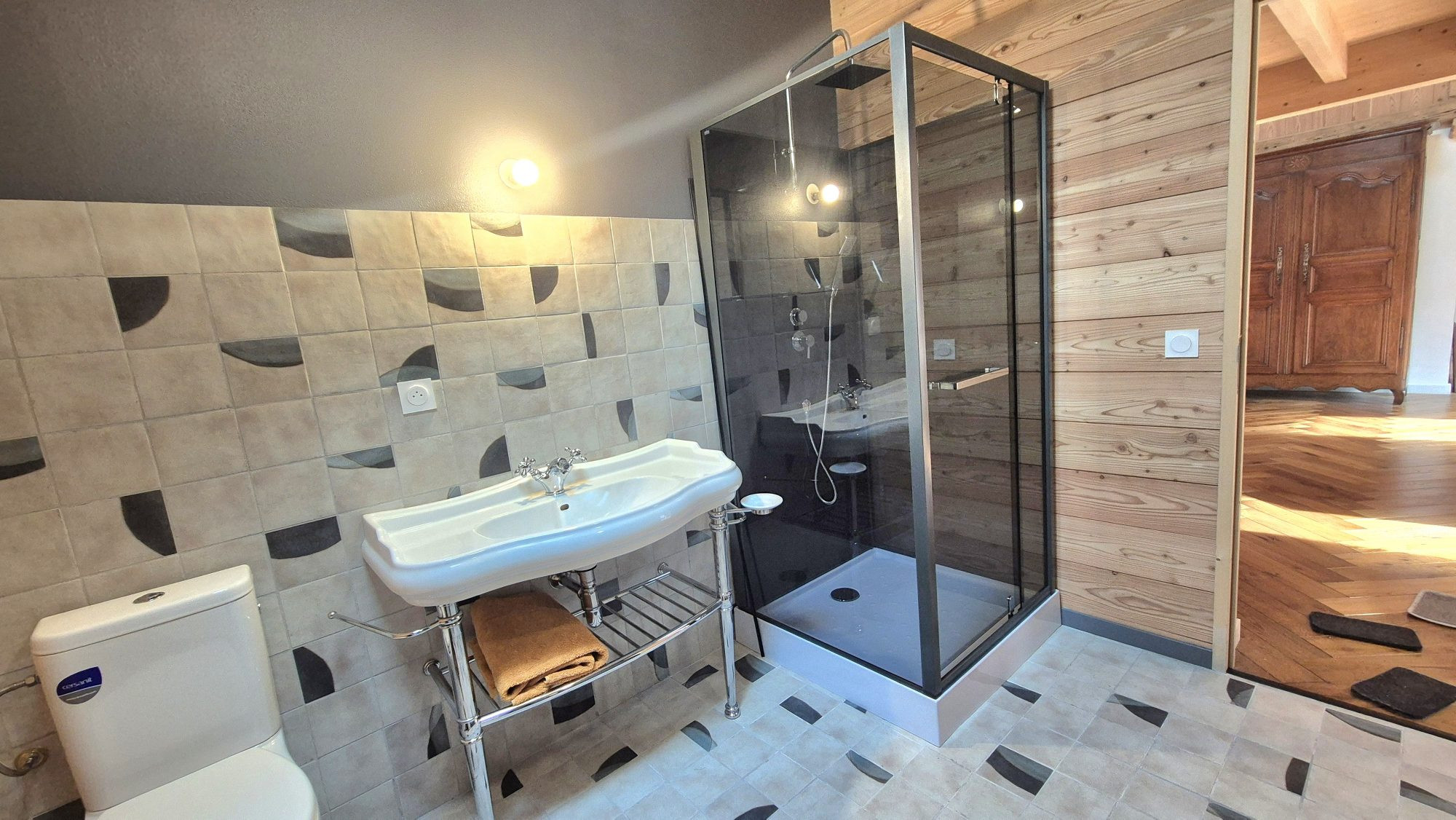 Maison 7 pièces 300 m² · à Glières-Val-de-Borne · 300 m² · 947 500 €
