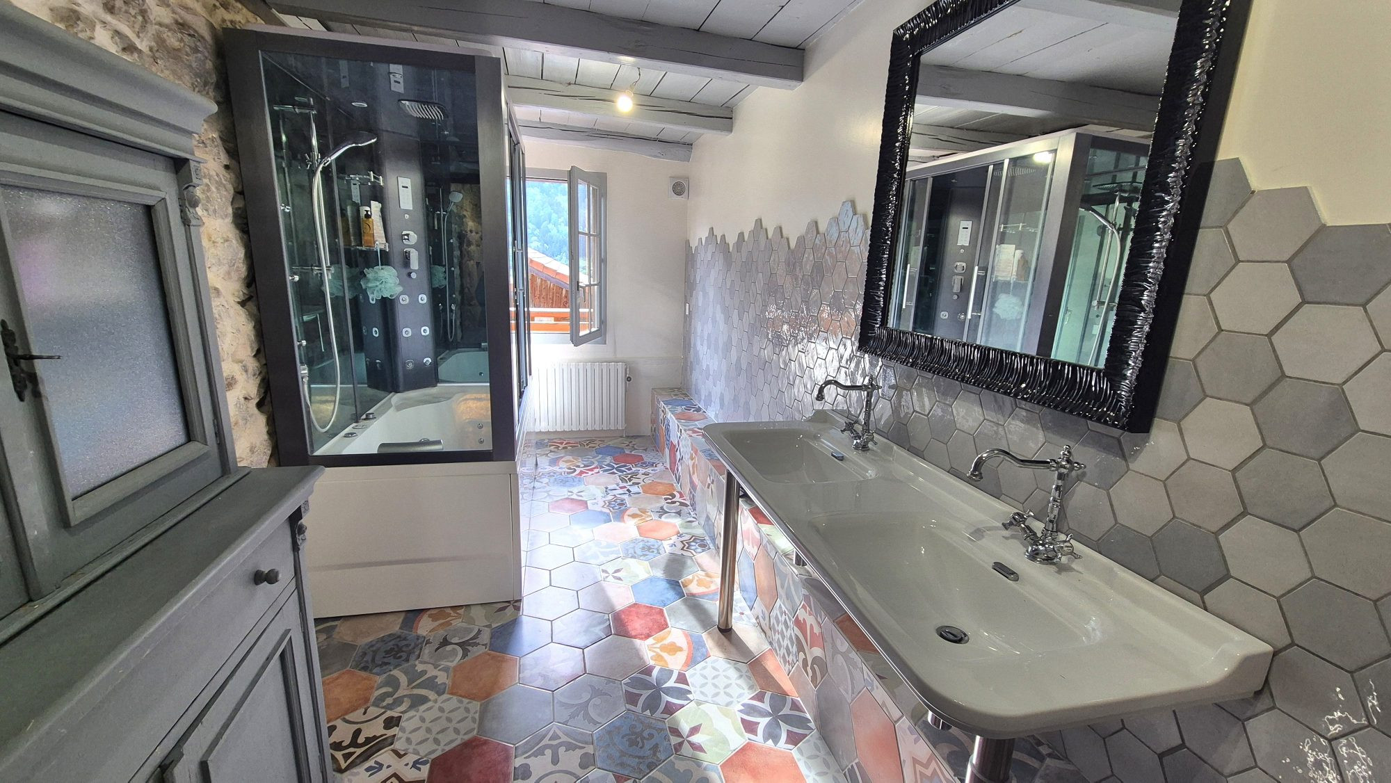 Maison à vendre à Glières-Val-de-Borne, 300 m²