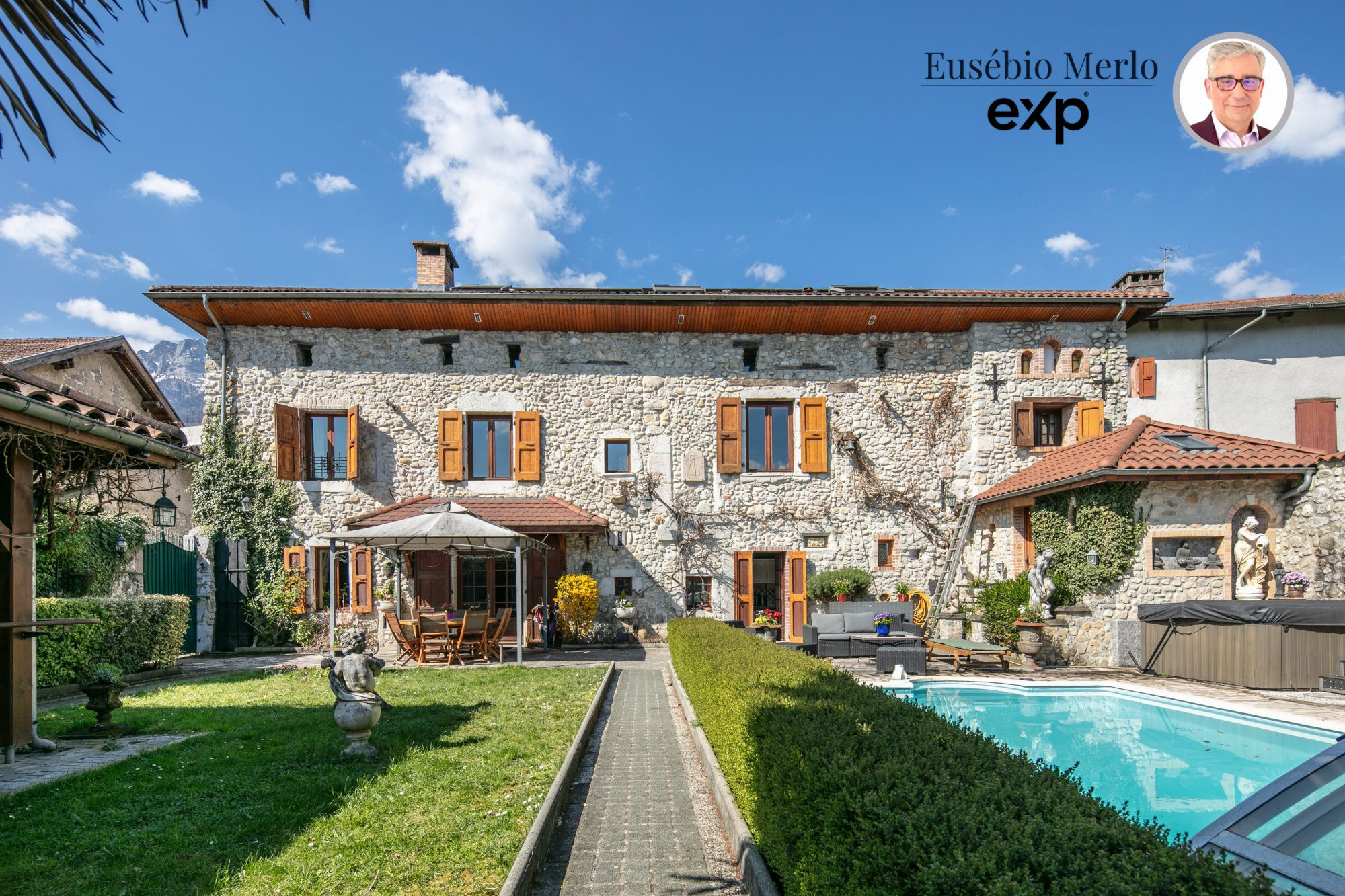 Maison à vendre à Sainte-Marie-d'Alloix, 311 m²