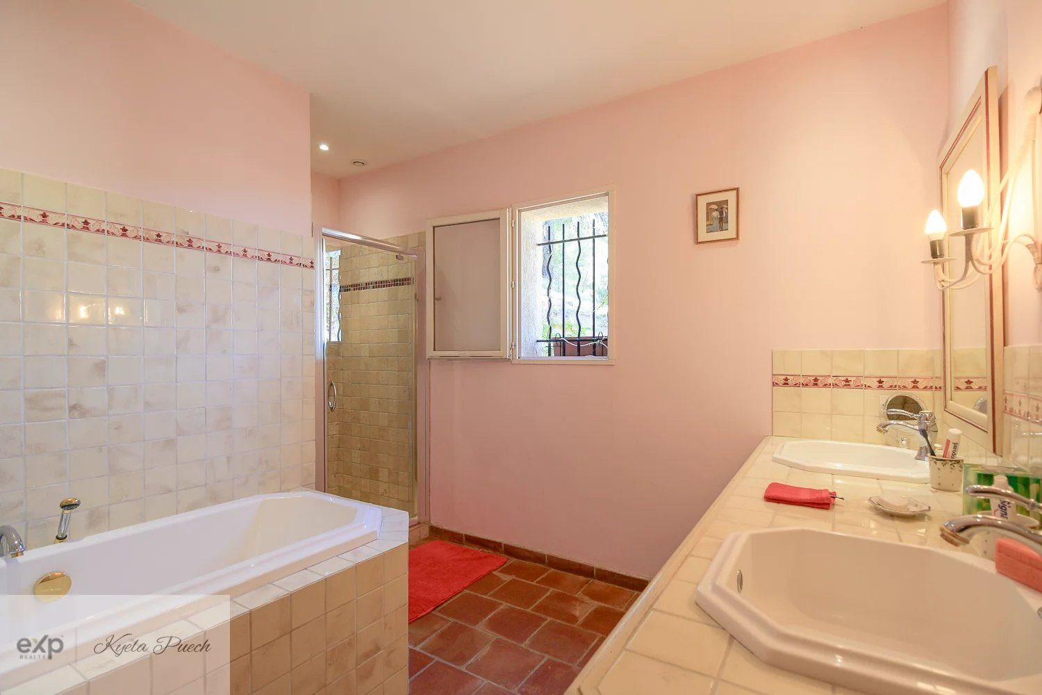 Maison 7 pièces 185 m² · à Rognes · 185 m² · 895 000 €