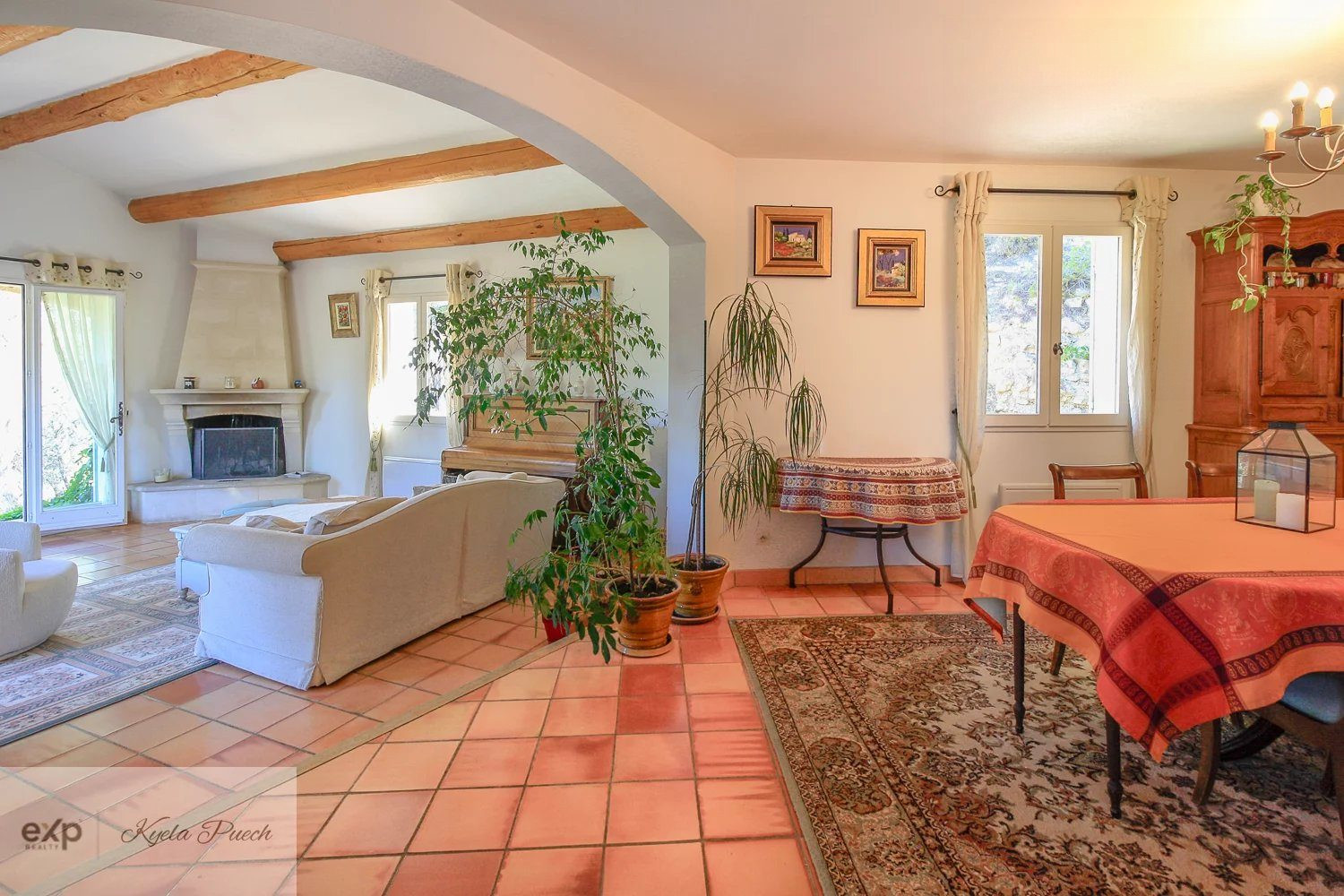 Maison à vendre à Rognes, 185 m²
