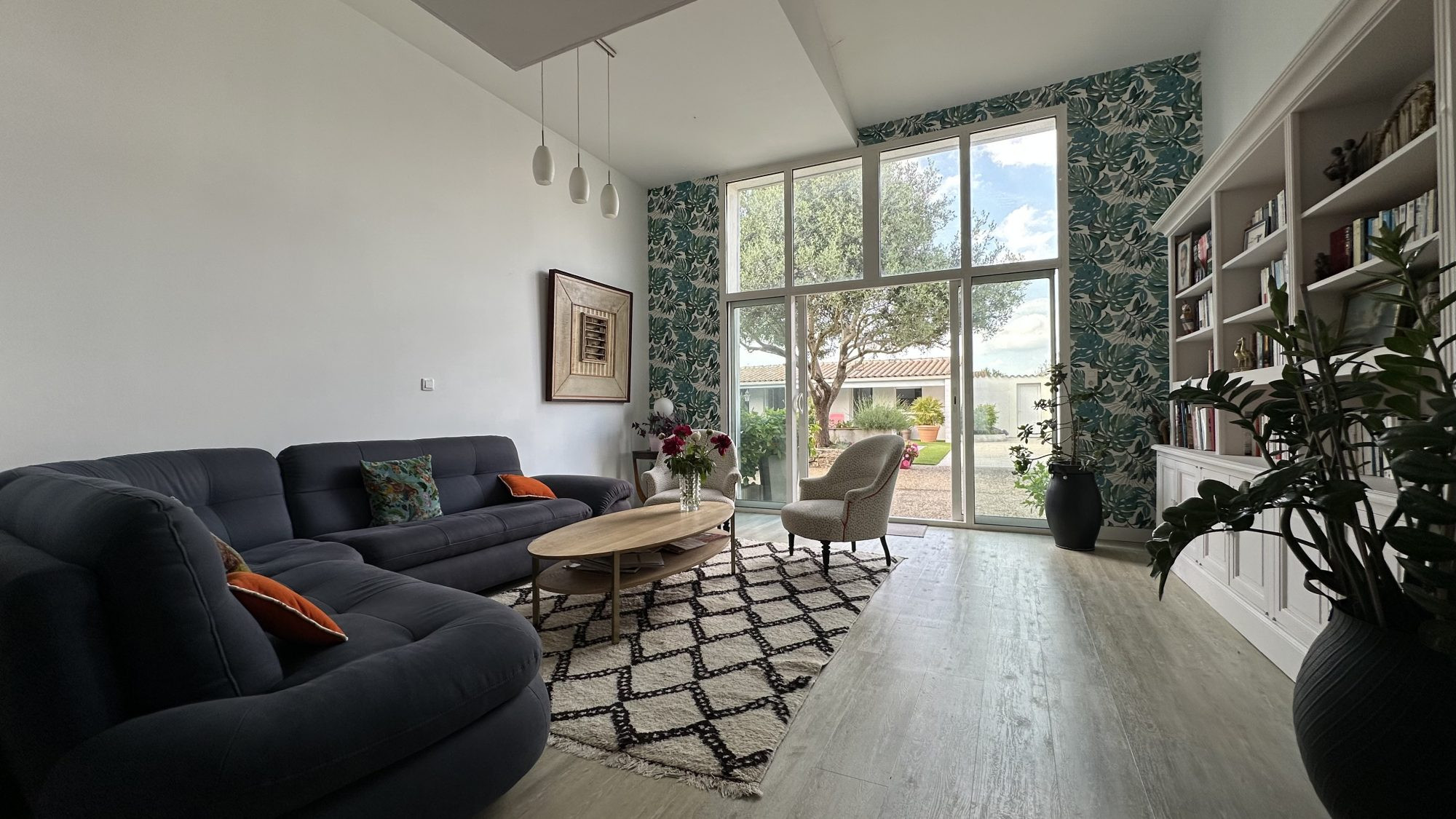 Charming Villa with Swimming Pool in Marsilly 2