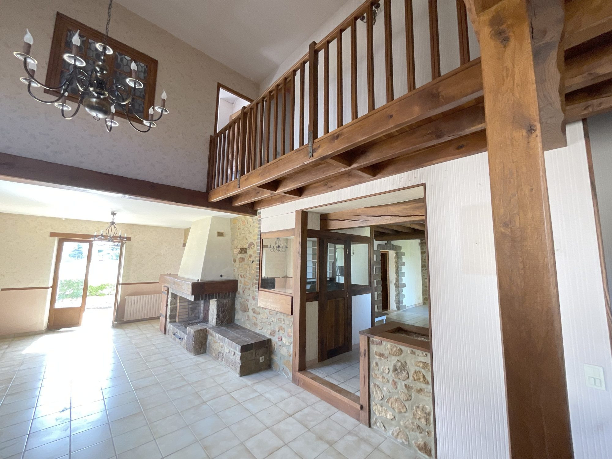 Maison à vendre à Saint-Loup-de-Buffigny, 194 m²