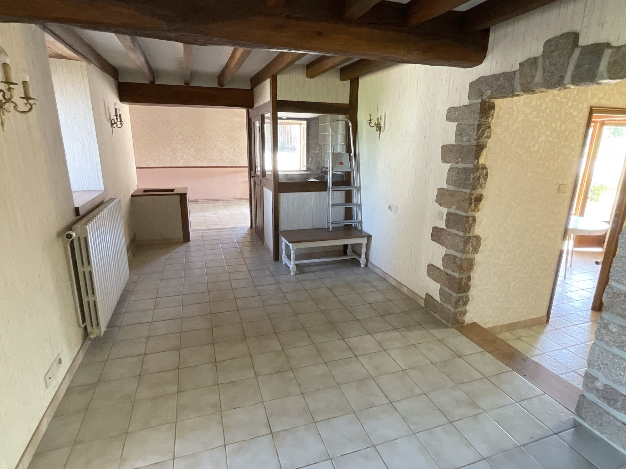 Maison à vendre à Saint-Loup-de-Buffigny, 194 m²