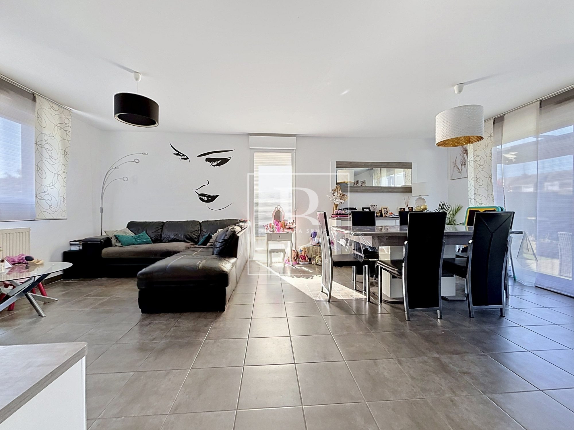MAISON INDIVIDUELLE CUBIQUE À ARLEUX