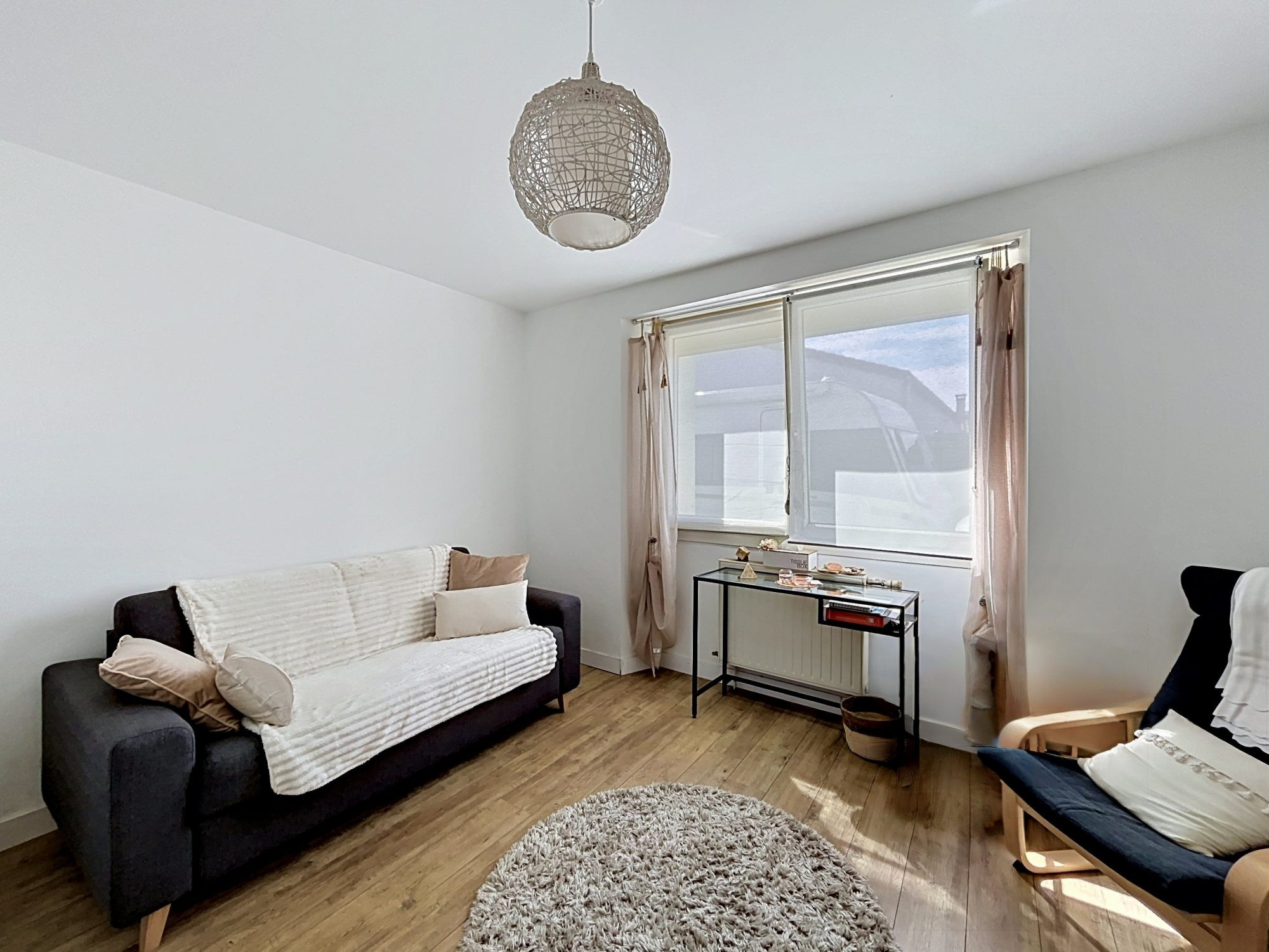 3 Bedroom House / Renovated 5