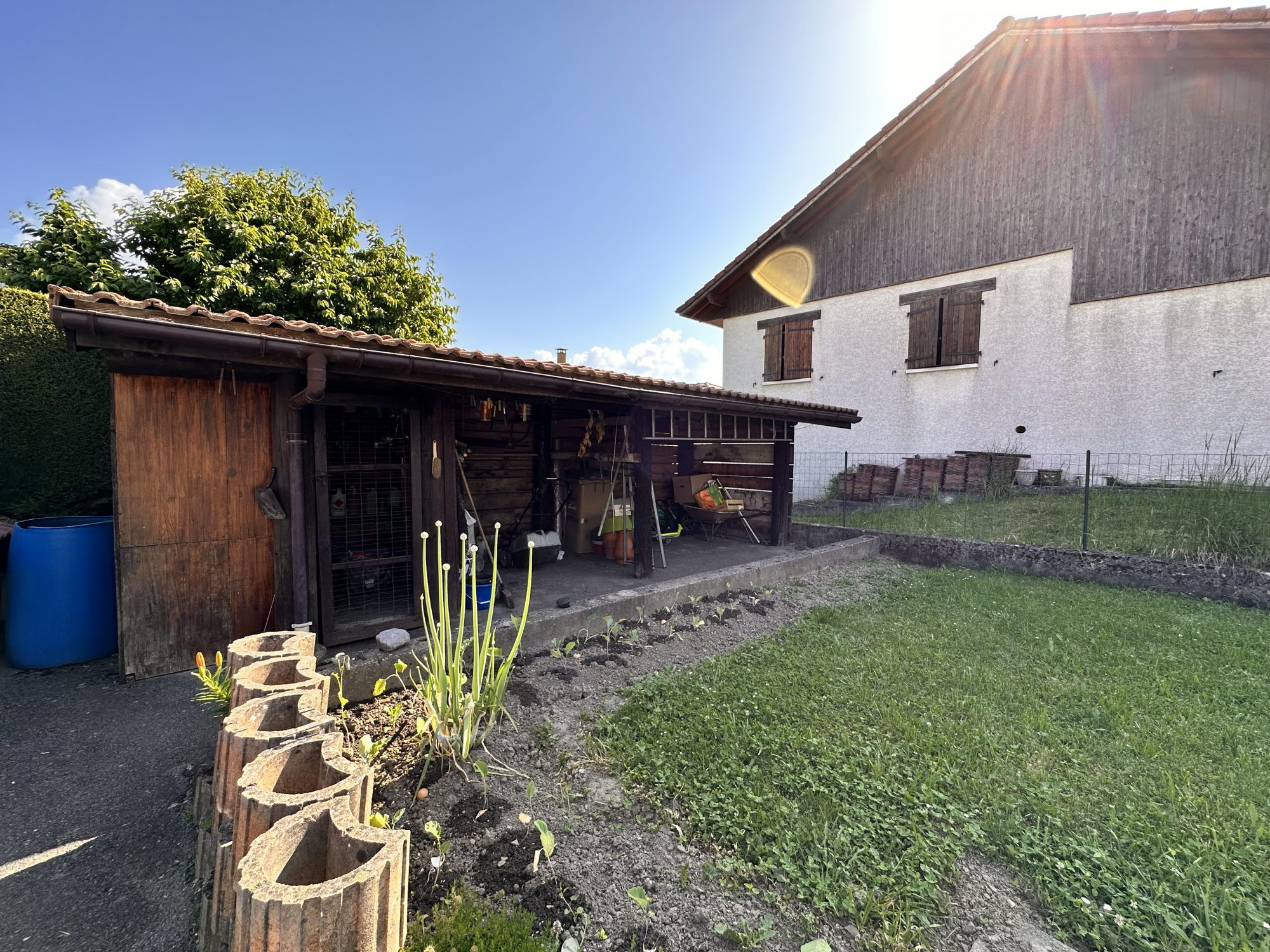 Belle maison individuelle avec jardin, garage et terrasses