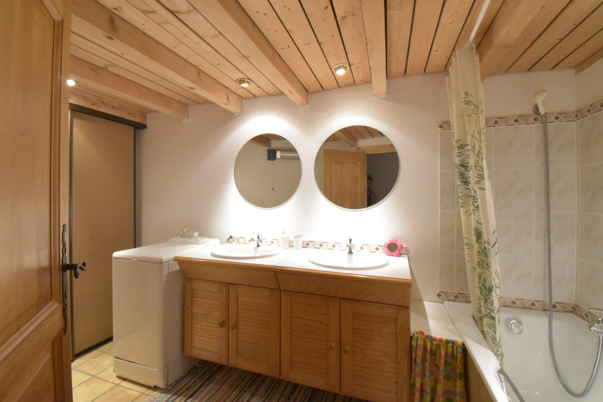 Maison 6 pièces 184 m² · à Arthaz-Pont-Notre-Dame · 184 m² · 490 000 €