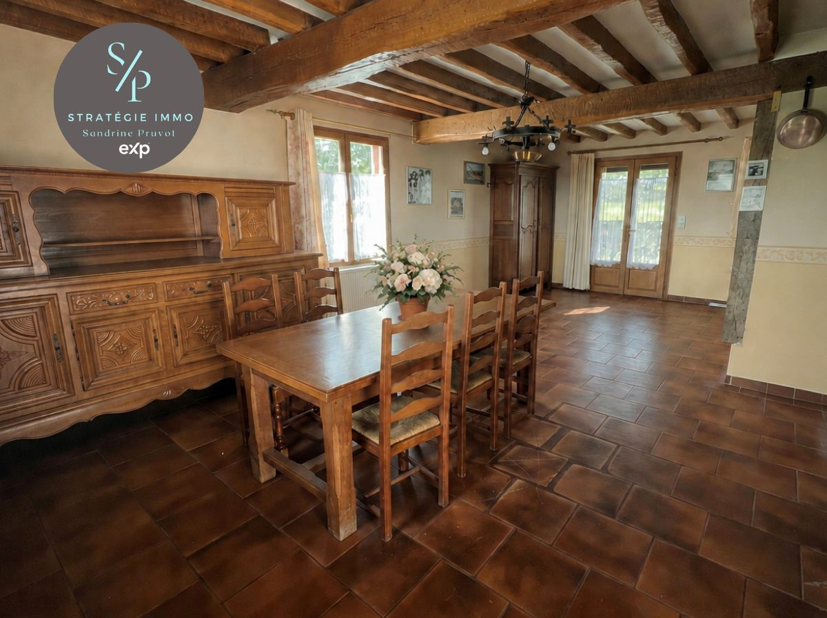 House for sale in Gournay-en-Bray, 136 m²