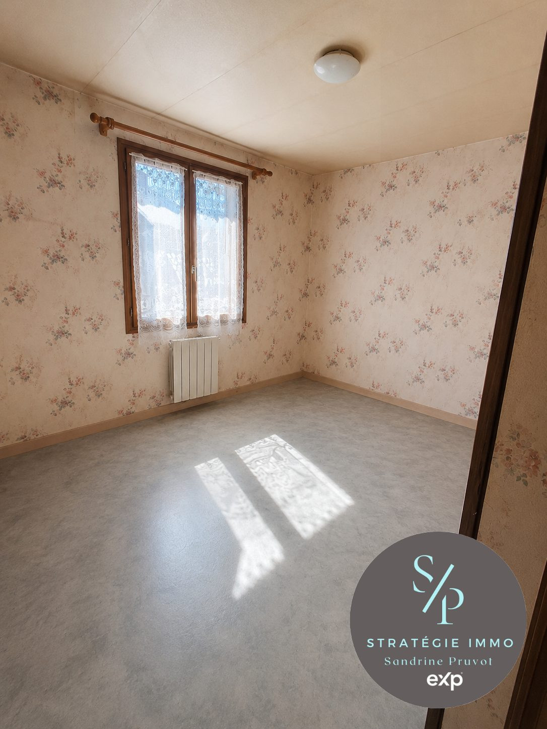 Family Home - Beautiful Volumes - Quiet Neighbourhood 3