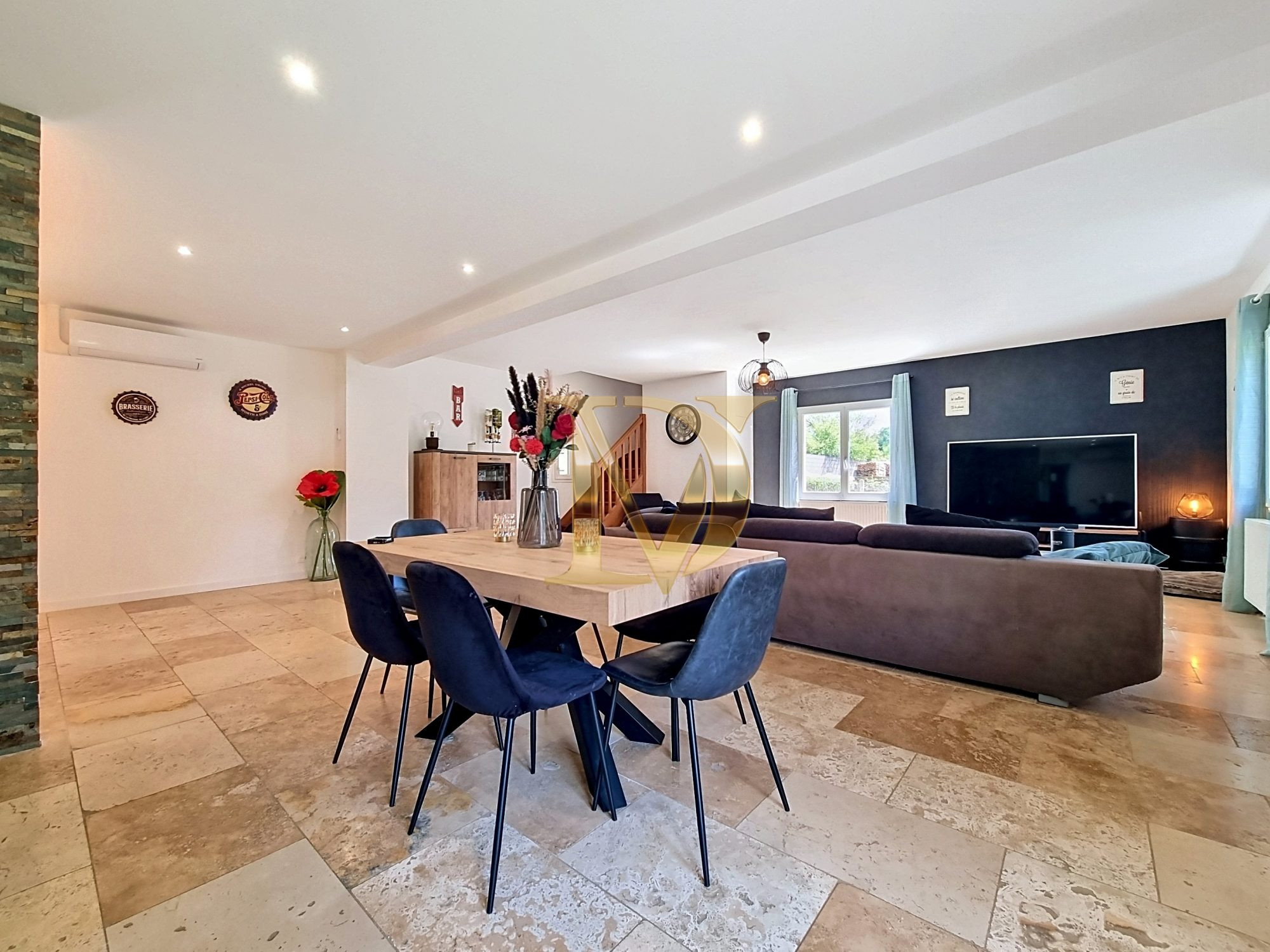 Maison à vendre à Saint-Georges-sur-Cher, 134 m²