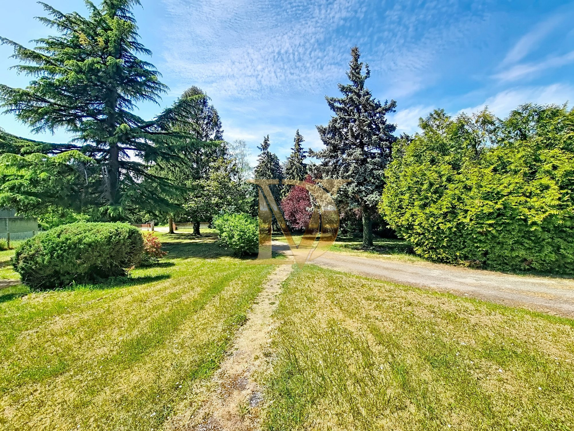 Maison à vendre à Saint-Georges-sur-Cher, 134 m²