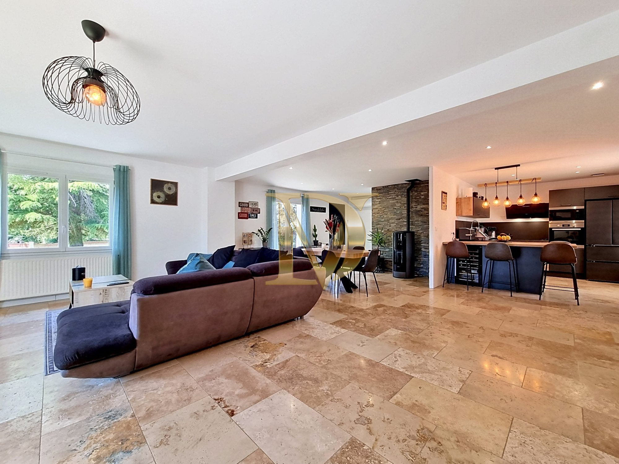 Maison à vendre à Saint-Georges-sur-Cher, 134 m²