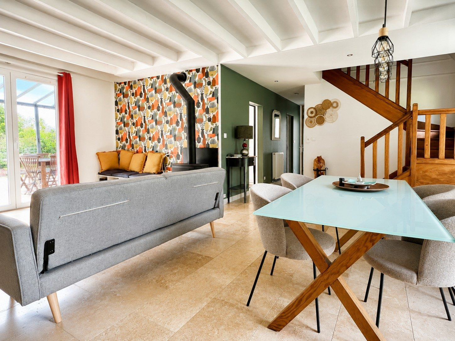 Maison avec piscine à Saint-Sauveur, 10 mins de Bergerac