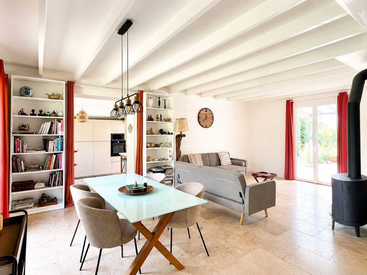 Maison avec piscine à Saint-Sauveur, 10 mins de Bergerac