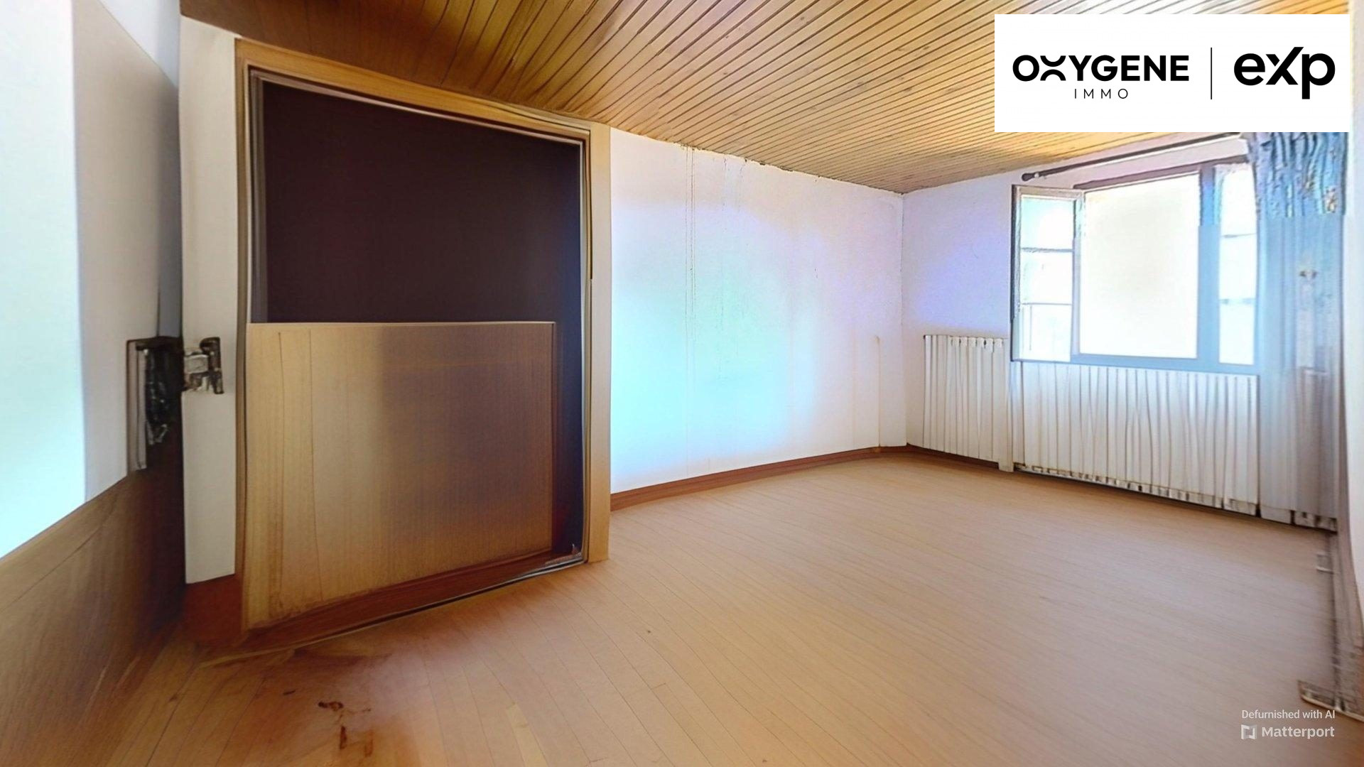 A VENDRE ENSEMBLE DE 2 MAISONS ATTENANTES 140m2 à RENOVER