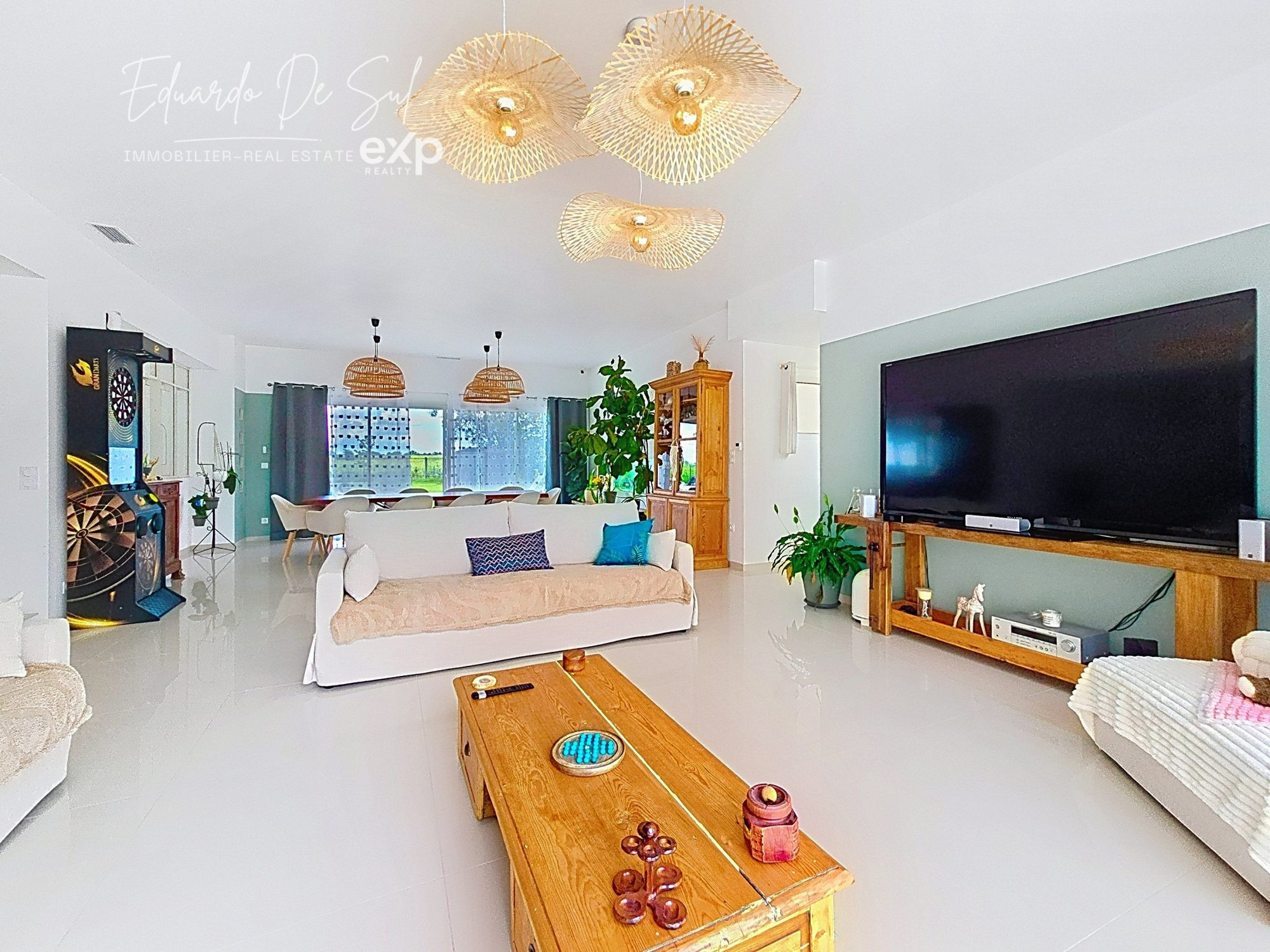 Maison à vendre à Arsac, 233 m²