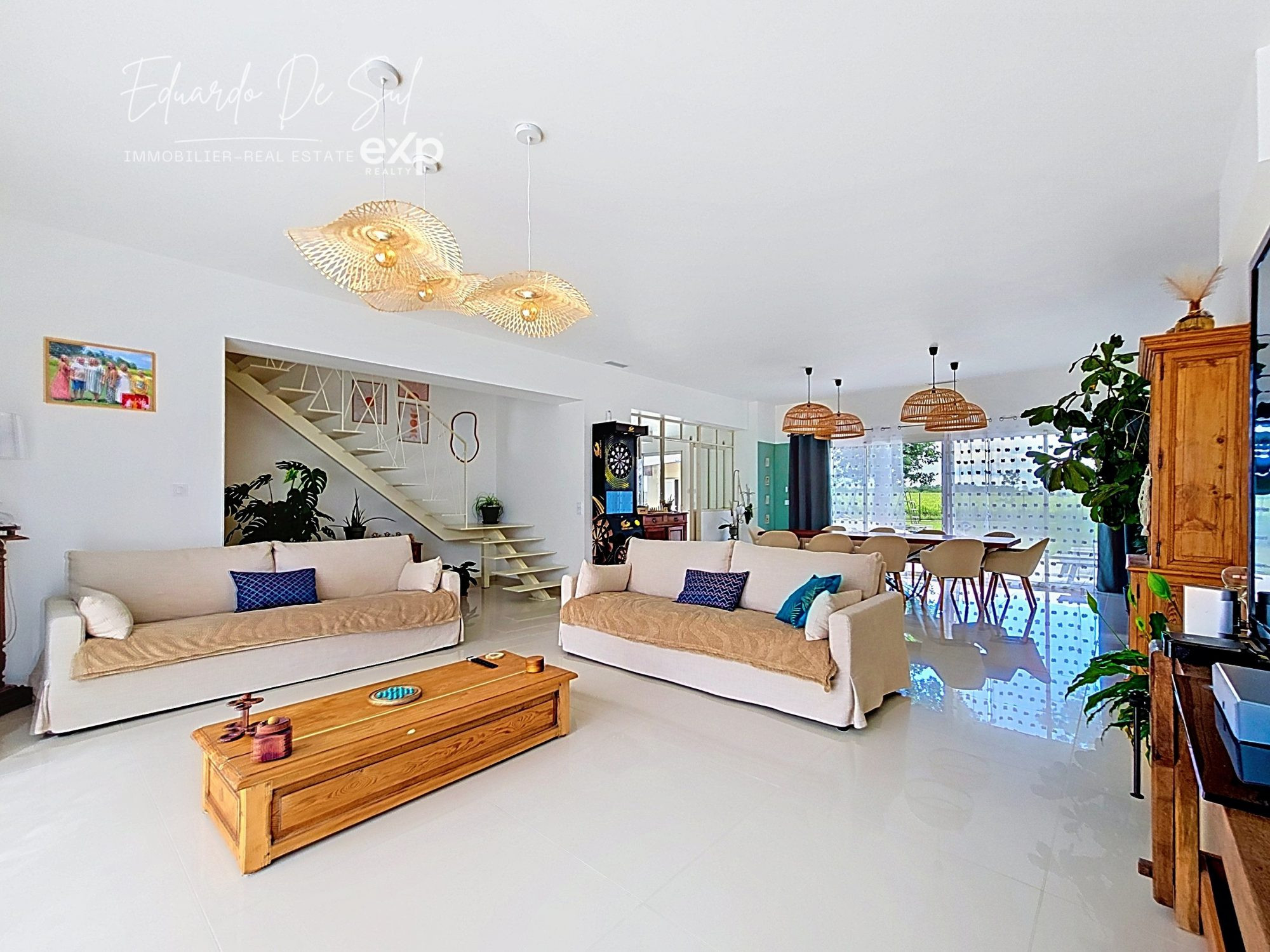 Maison à vendre à Arsac, 233 m²
