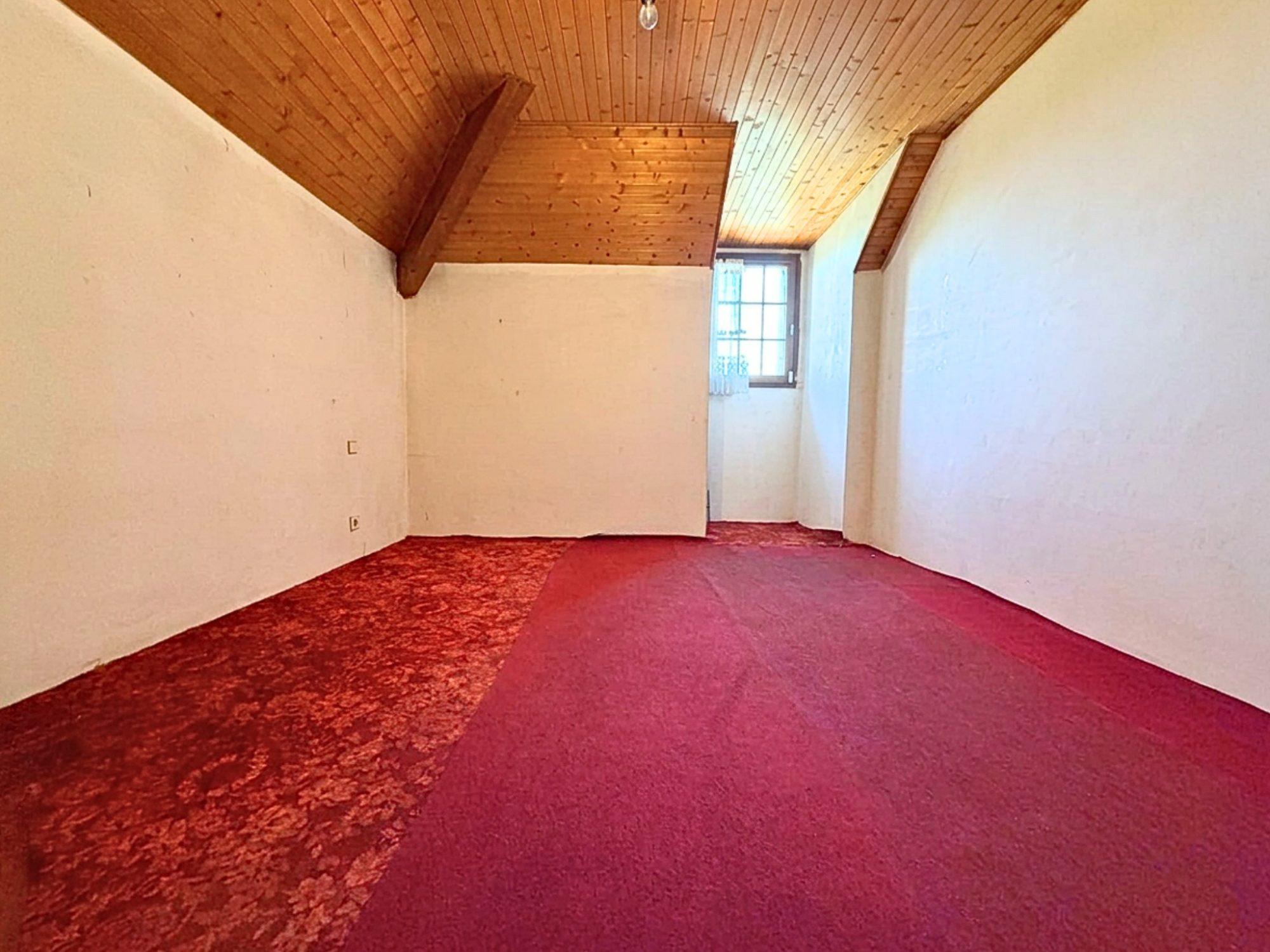 Maison 7 pièces 222 m² · à Reignier-Ésery · 222 m² · 840 000 €