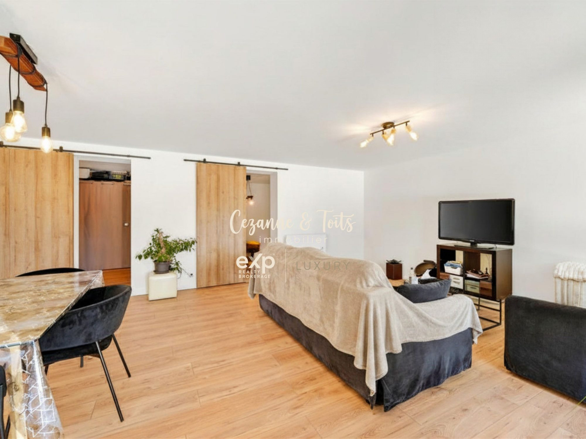 Maison 7 pièces 185 m² · à Ventabren · 185 m² · 1 048 000 €