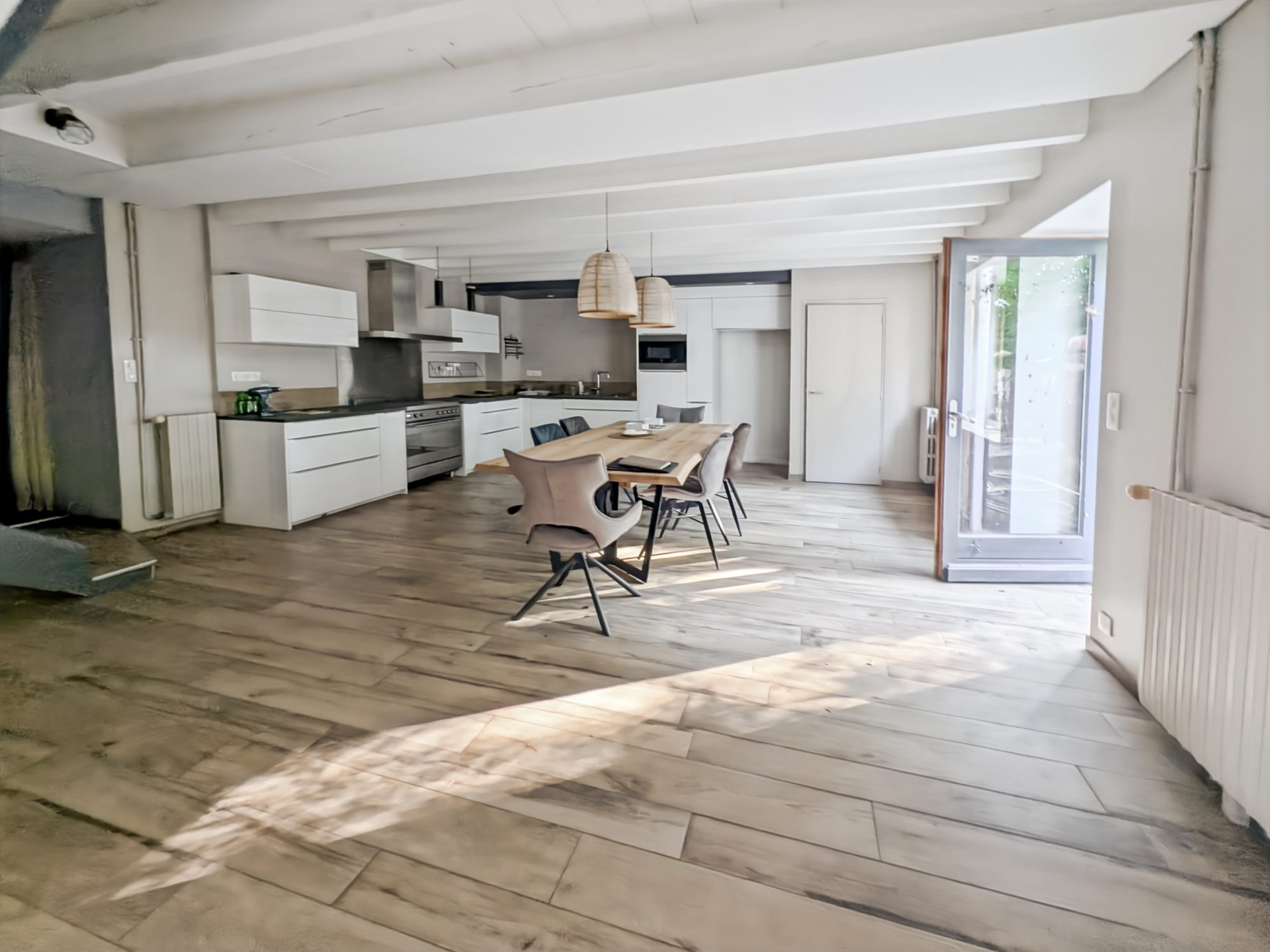Maison à vendre à Jassans-Riottier, 159 m²