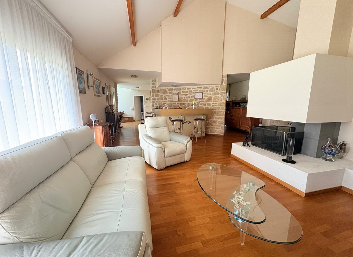 Maison à vendre à Conches-sur-Gondoire, 194 m²