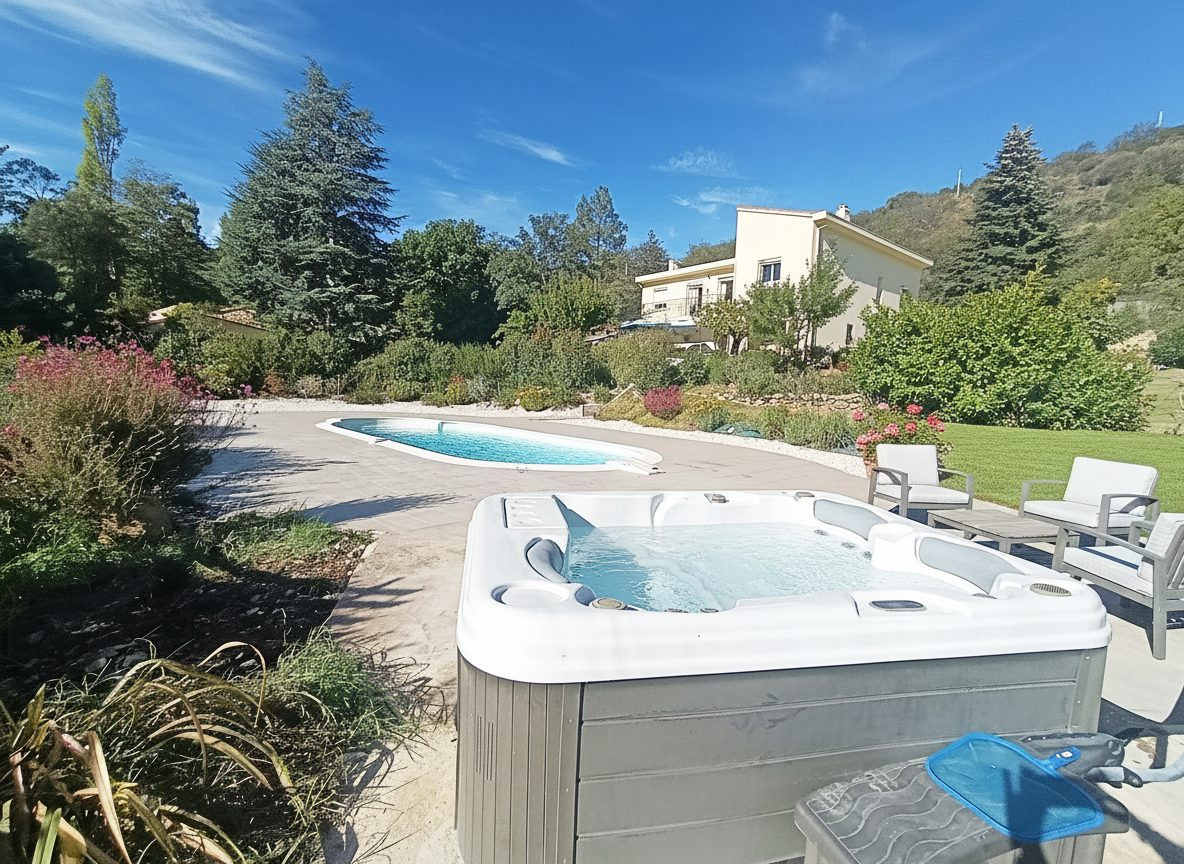 Maison 8 pièces 247 m² · à Perpignan · 247 m² · 725 000 €