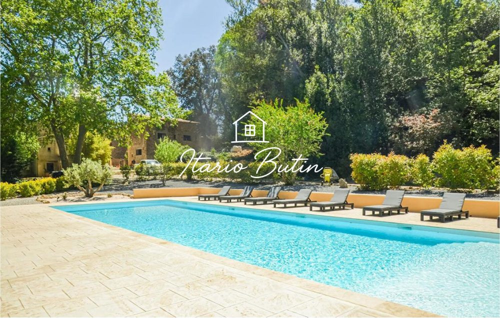 Maison 14 pièces 415 m² · à Roujan · 415 m² · 1 090 000 €