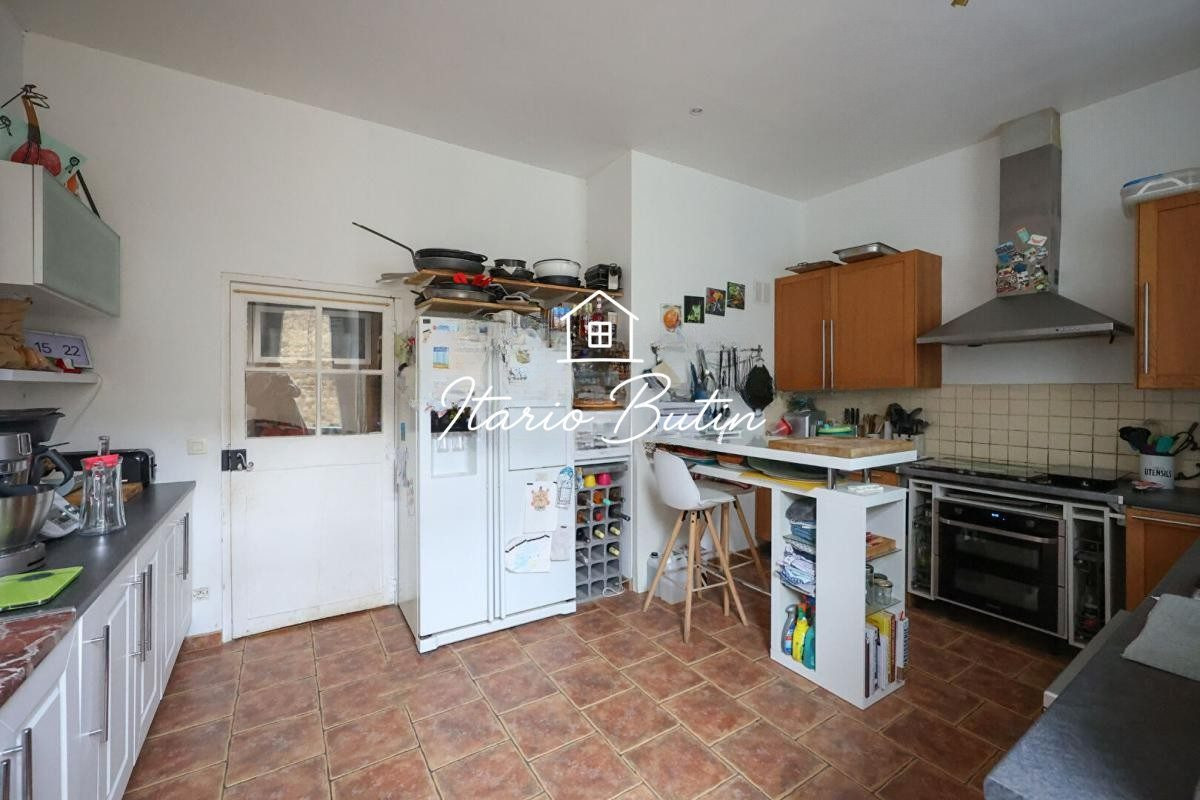 Maison 12 pièces 320 m² · à La Redorte · 320 m² · 675 000 €
