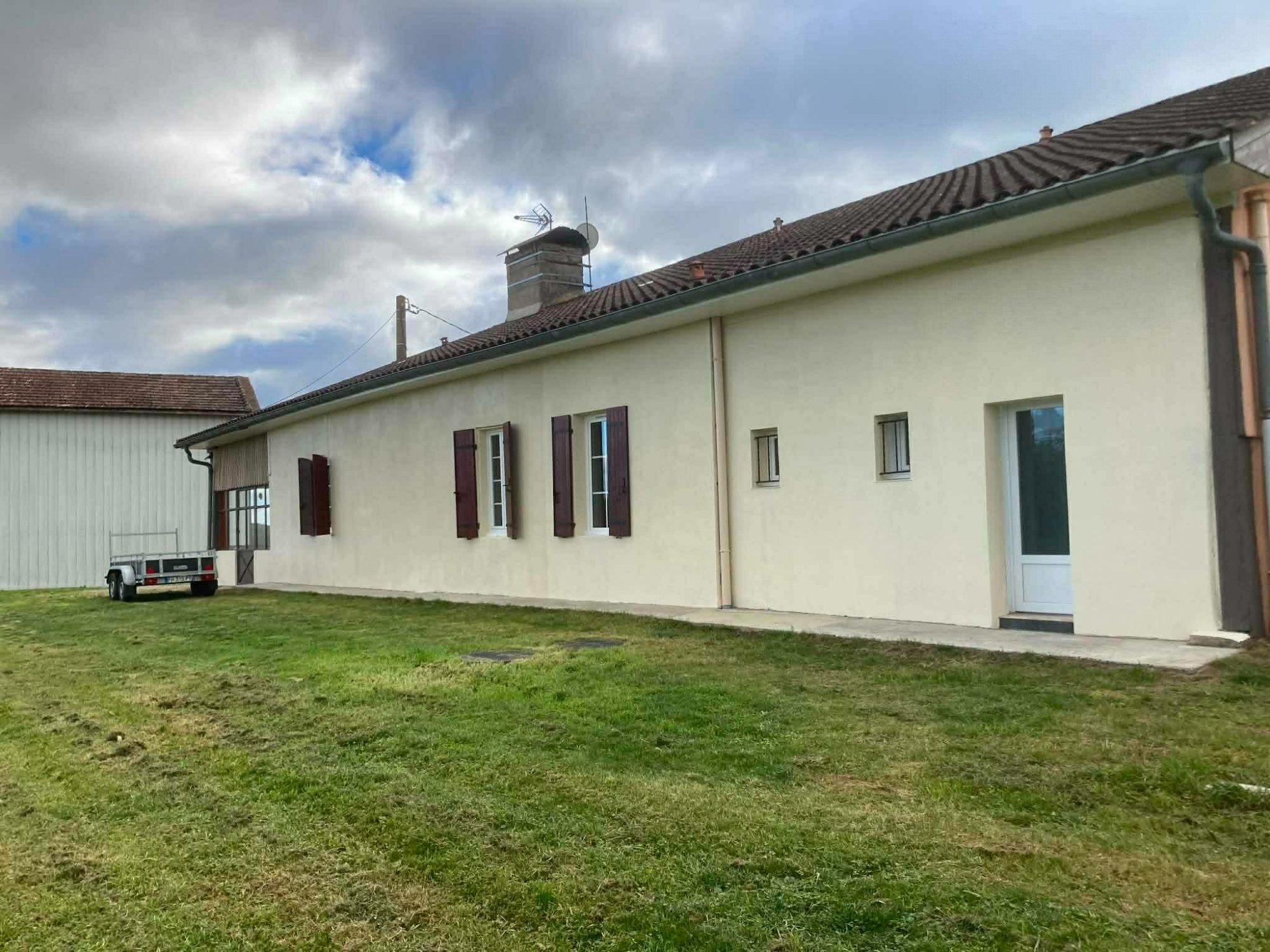 Maison à vendre à Razimet, 350 m²