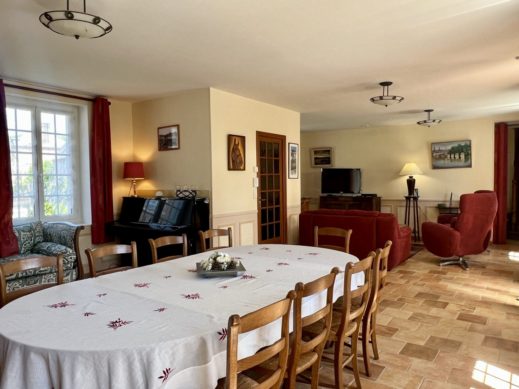 Maison 5 pièces 182 m² · à Longueville-sur-Scie · 182 m² · 289 000 €
