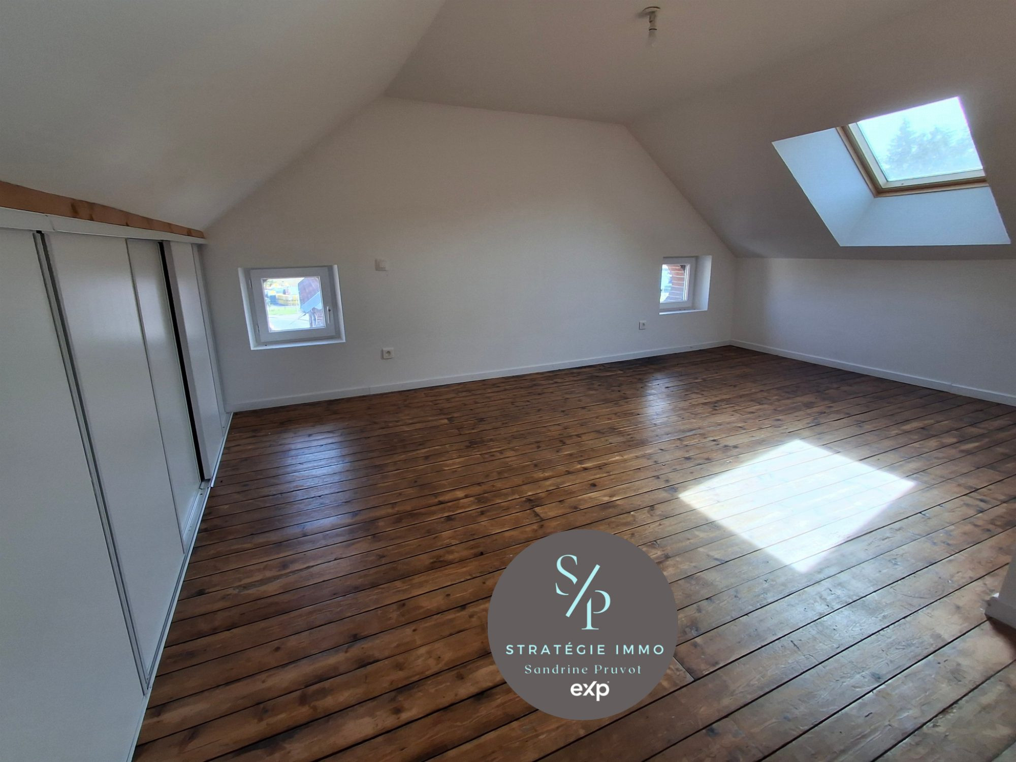 Renovated House - Quiet Neighborhood - Close to Amenities 5