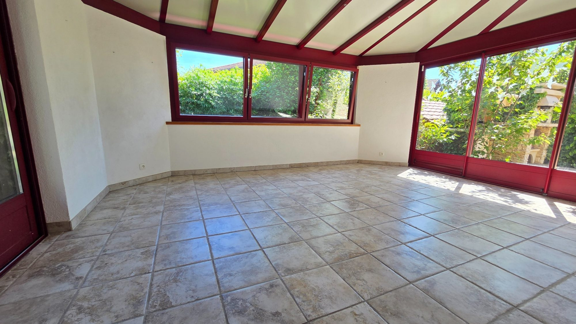 House in Bons-en-Chablais 3