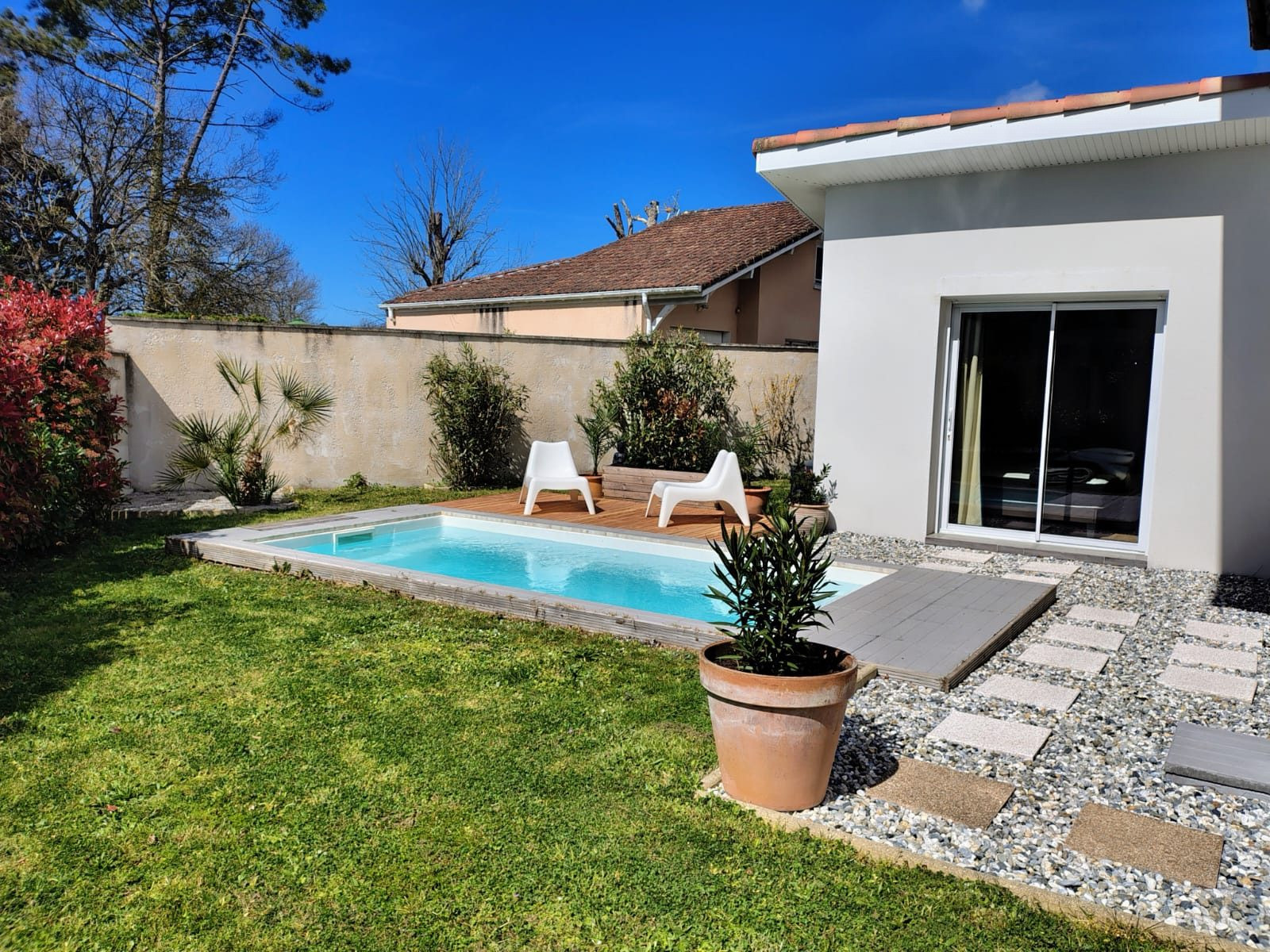 House in Angresse 2