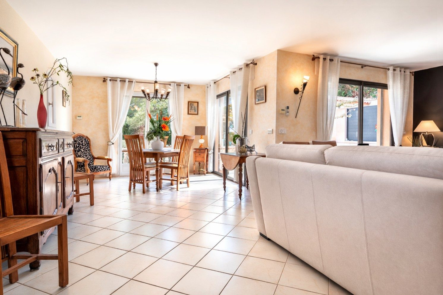 Maison à vendre à Carqueiranne, 229 m²