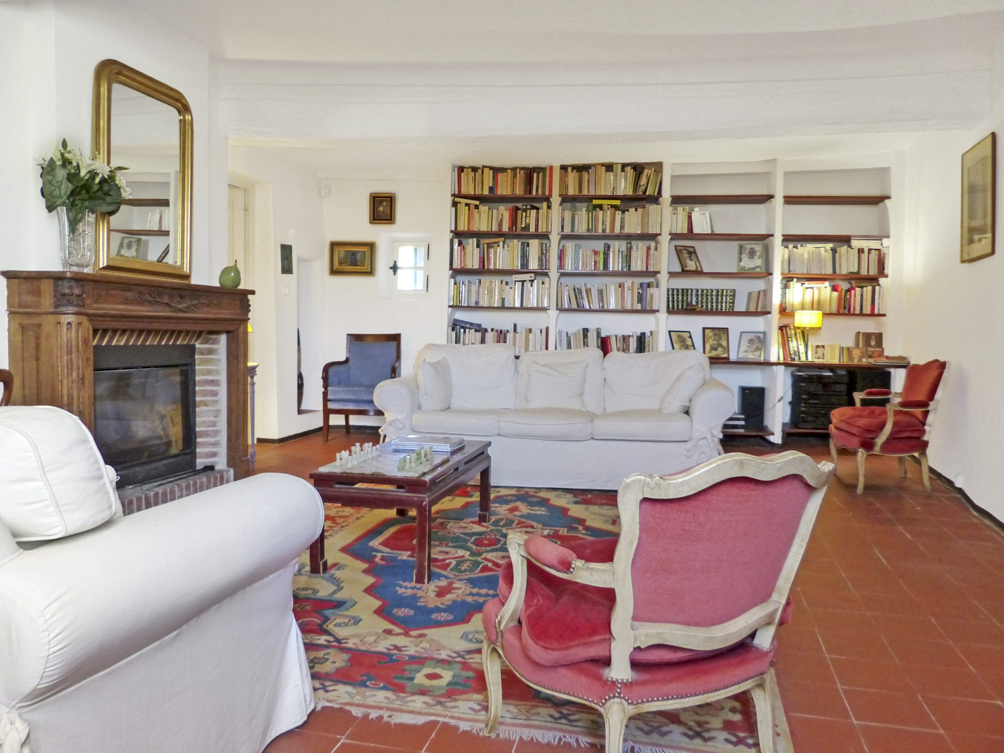 Maison 10 pièces 325 m² · à La Roquebrussanne · 325 m² · 858 000 €