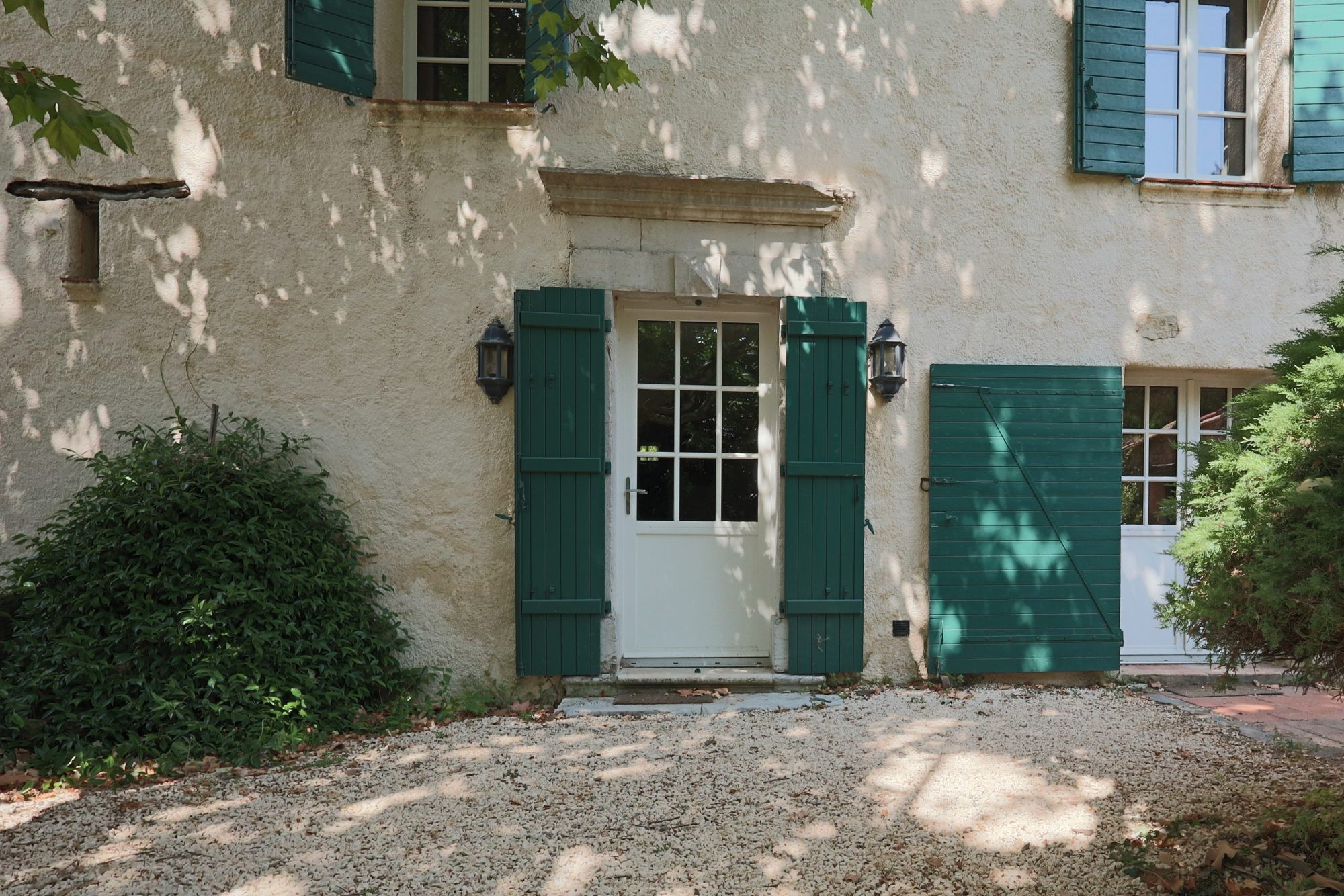 Maison à vendre à La Roquebrussanne, 325 m²