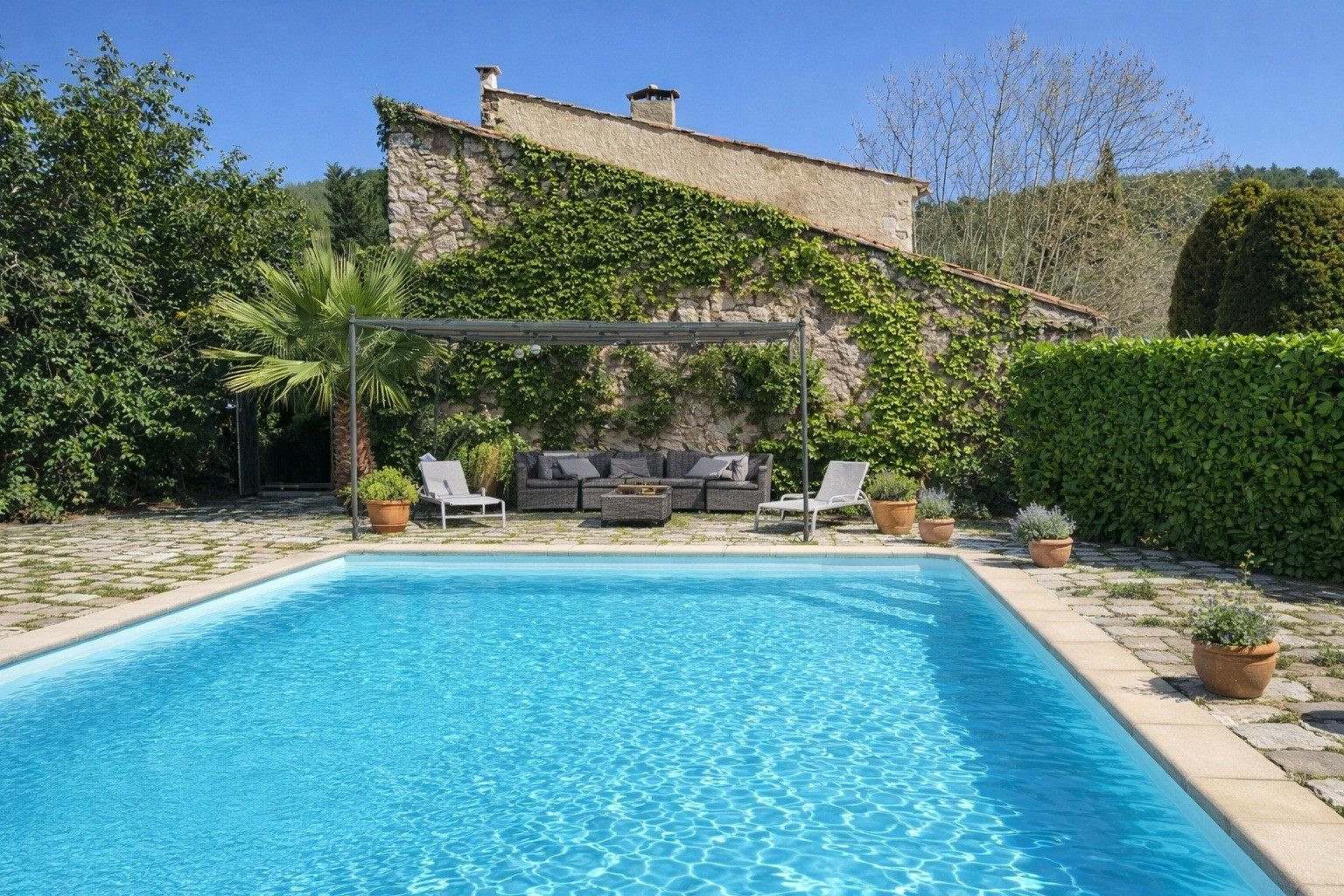 Propriété de charme de 325 m² à vendre à La Roquebrussanne