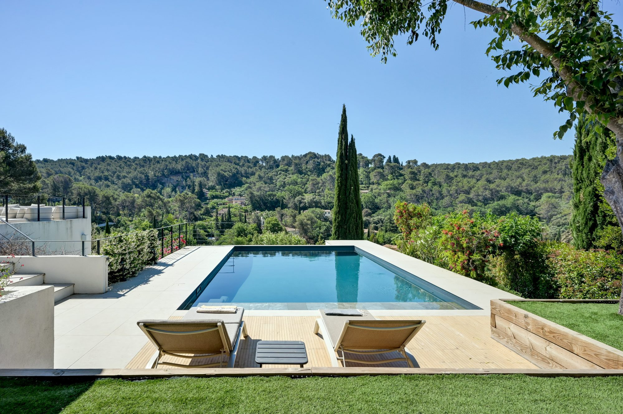 Maison à vendre à Aix-en-Provence, 240 m²