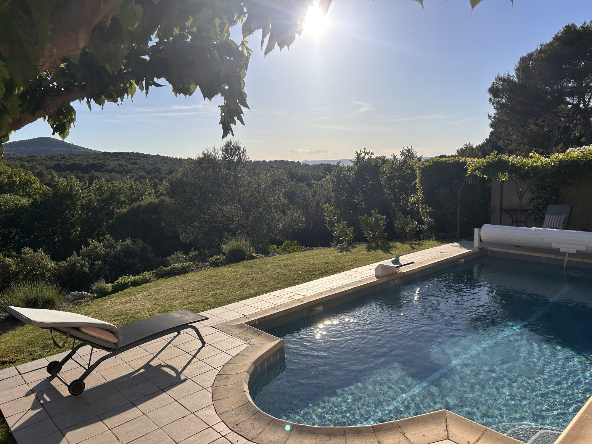 Au coeur du Golf Pont Royal , au pied du Luberon et des Alpilles, Maison avec vue féérique