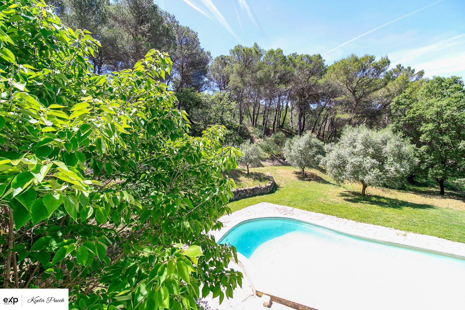 House for sale in Rognes, 147 m²