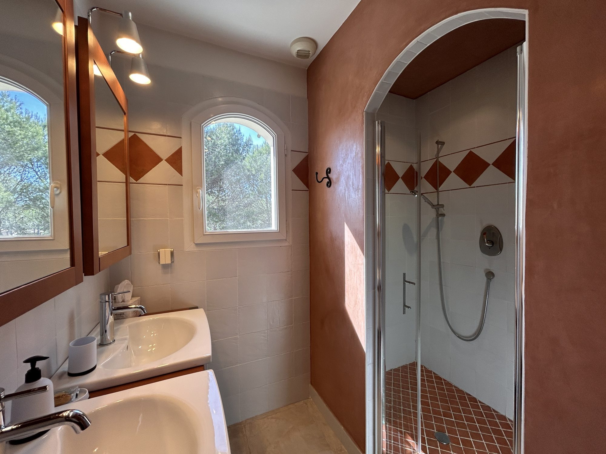 Maison 7 pièces 293 m² · à Mallemort · 293 m² · 1 837 500 €